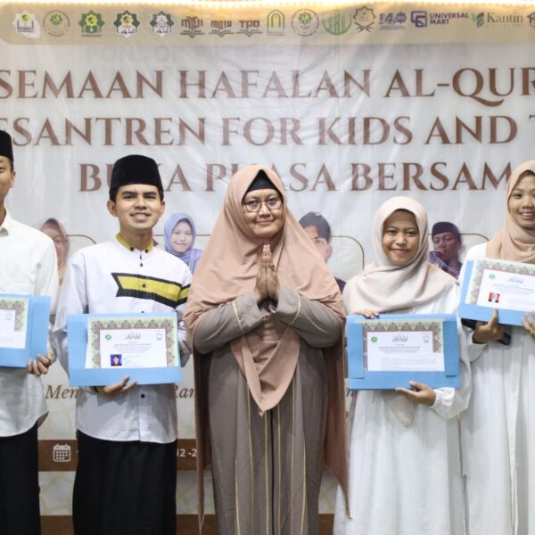 Pondok Pesantren Mahasiswa Universal Gelar Semaan…